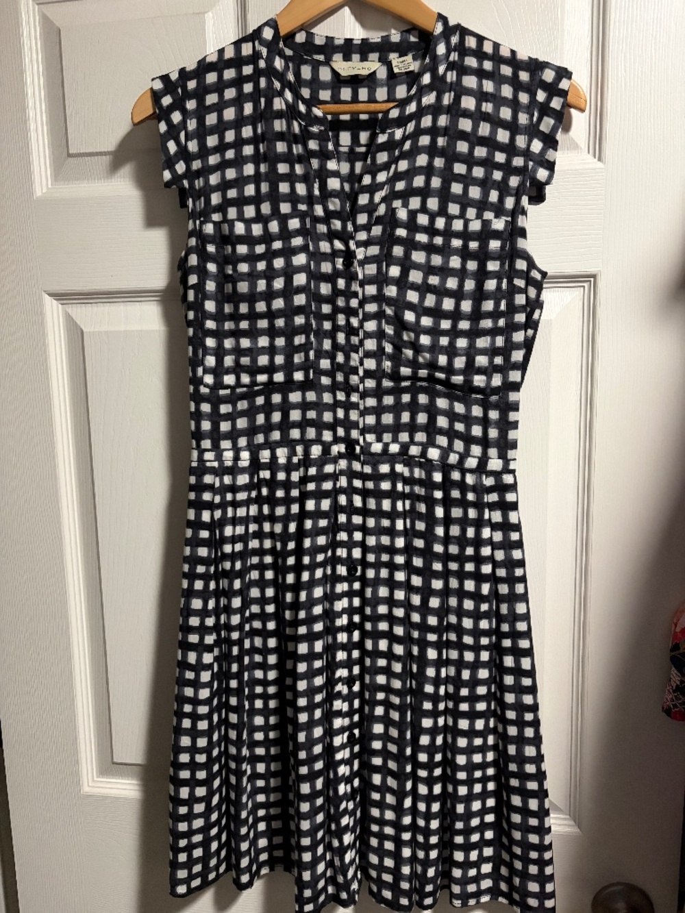 Black and ivory windowpane print dress